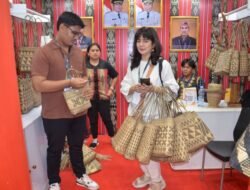 Pameran Kerajinan Kubar di Jakarta Banyak Peminatnya