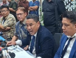 Hotman Tidak Malu Minta Maaf ke Wartawan