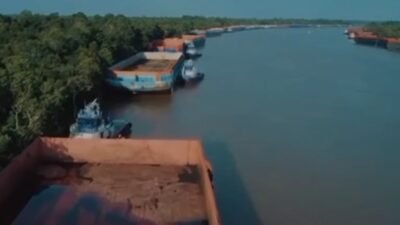 DAS Mahakam Kecil-Dangkal-Kabut, Kapal Karam di Muara Pahu, Kini “Ancam Keselamatan”