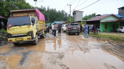 Darat apa Pesawat ? Gubernur ke Kubar
