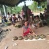 Di Tenda Setelah Api, Menunggu Restu Upacara Adat Korban Kebakaran di Kampung Bentas