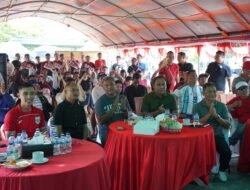 Bupati dan Forkopimda Perkuat Kebersamaan Nobar di Makodim
