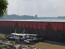Ponton Batubara Rusak Jamban dan Kapal Warga Benangaq, Segini Ganti Ruginya