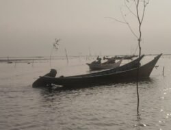 Kemarau Panjang, Warga Muara Ohong Bersihkan Alur Perairan untuk Jaga Distribusi Ikan