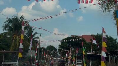 Semarak HUT ke-81 RI, Warga Sumber Sari Hias Kampung Secara Swadaya