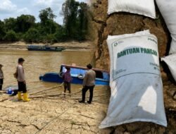 Kapal BUMKA Sebelang Angkut 4,5 Ton Beras Bulog Tenggelam di Sungai Kedang Pahu