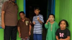 Tiga Bersaudara di Rembayan, Bertahan di Tengah Keterbatasan dan Menyimpan Harapan Usaha, Si Bungsu Pernah jadi Duta KPU